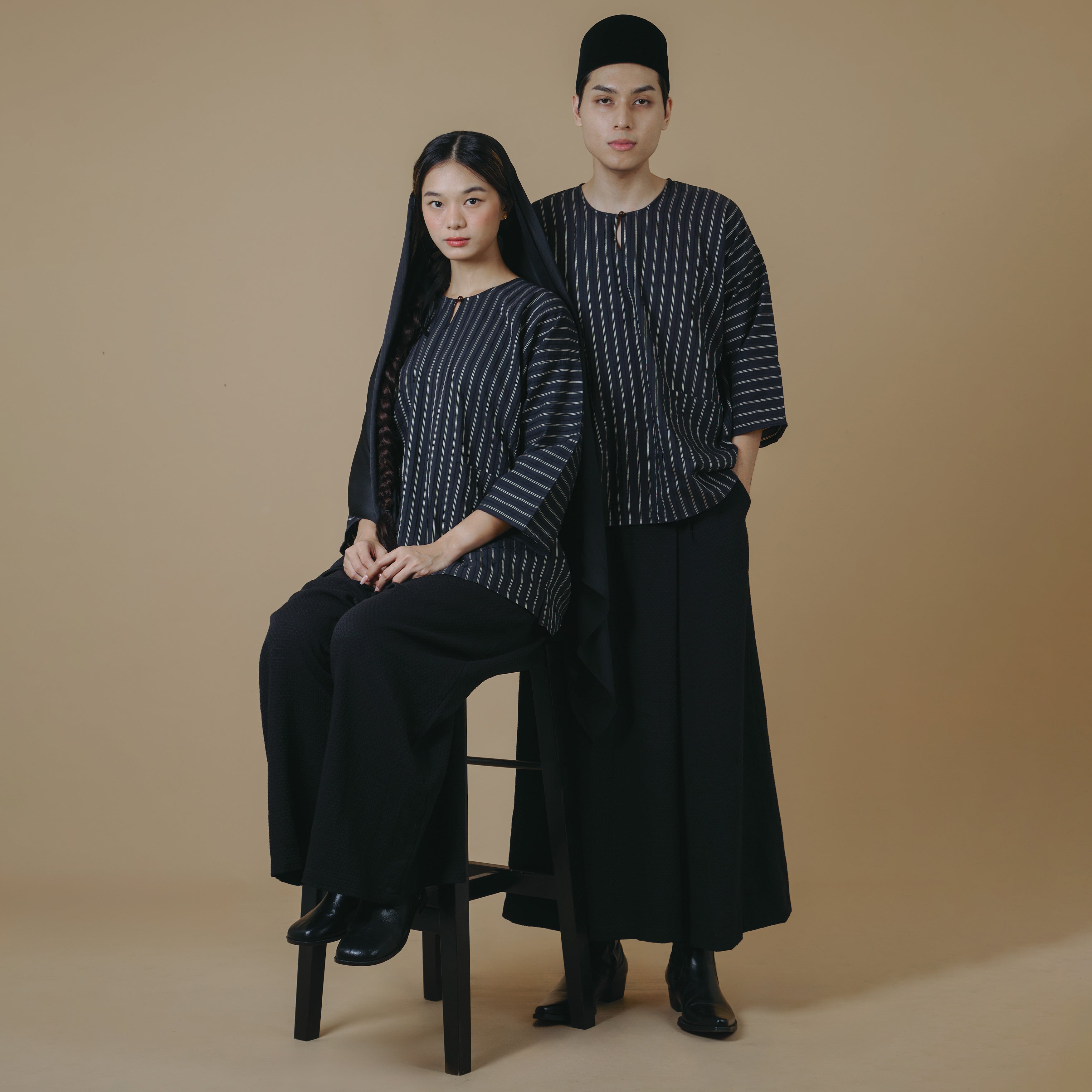 Layar - Black (Top)