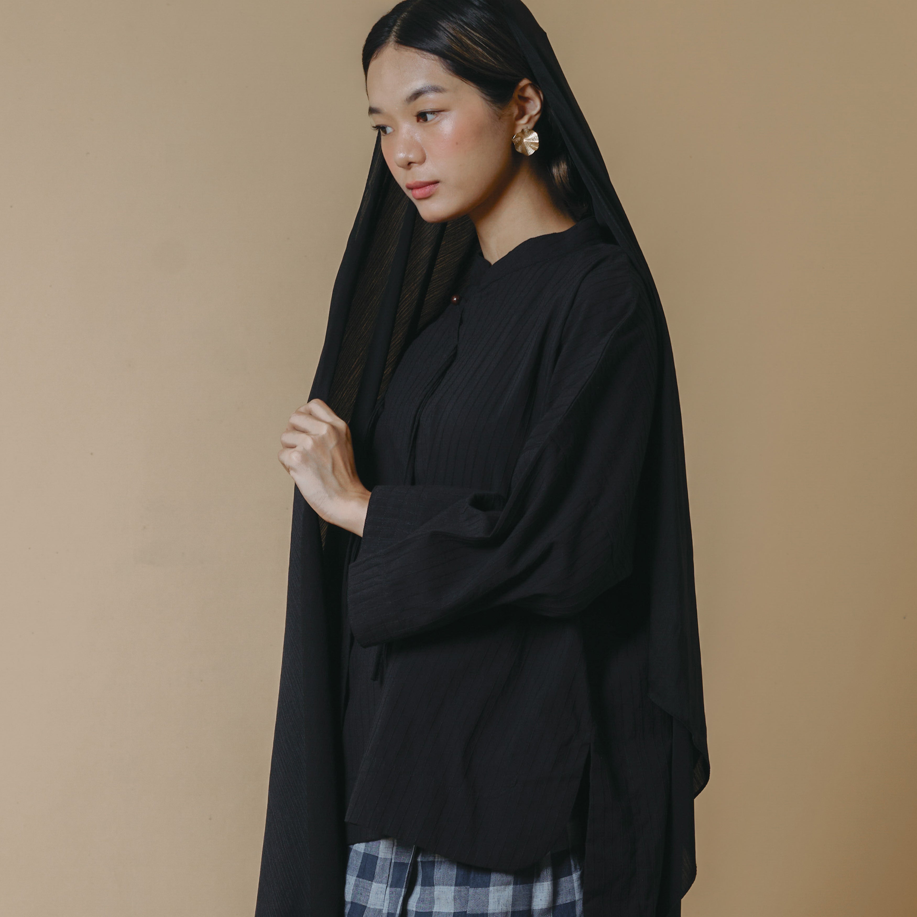 Rona - Black (Top)