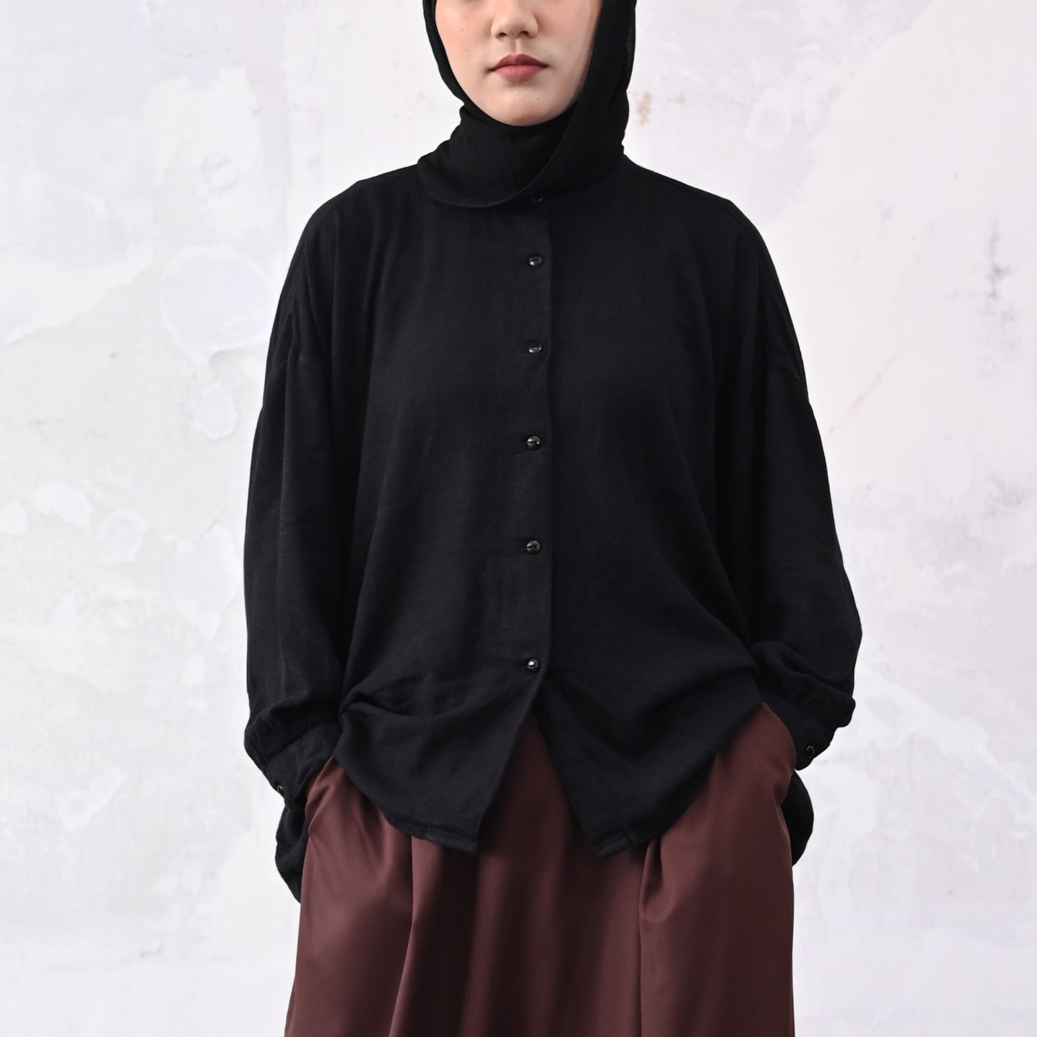 Hara Women Top - Black
