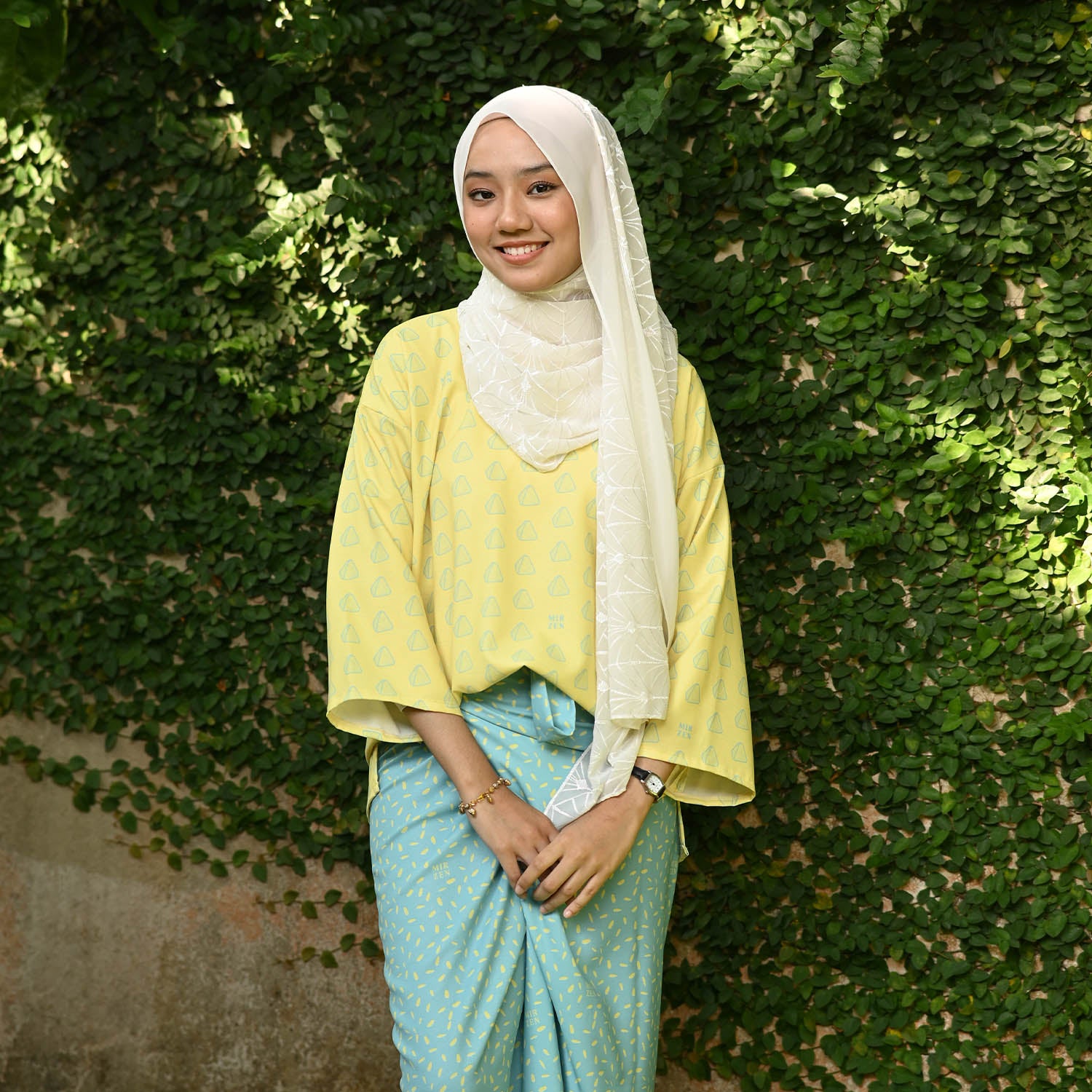 Selambut - Layung