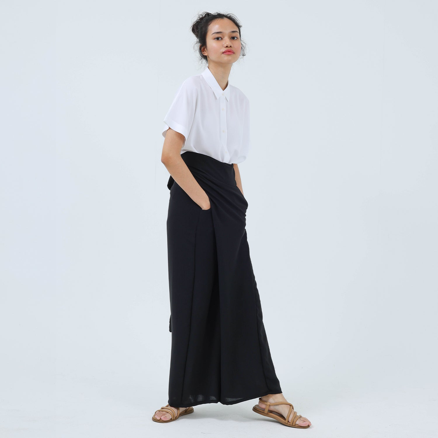 Tenang Pario Pants - Black